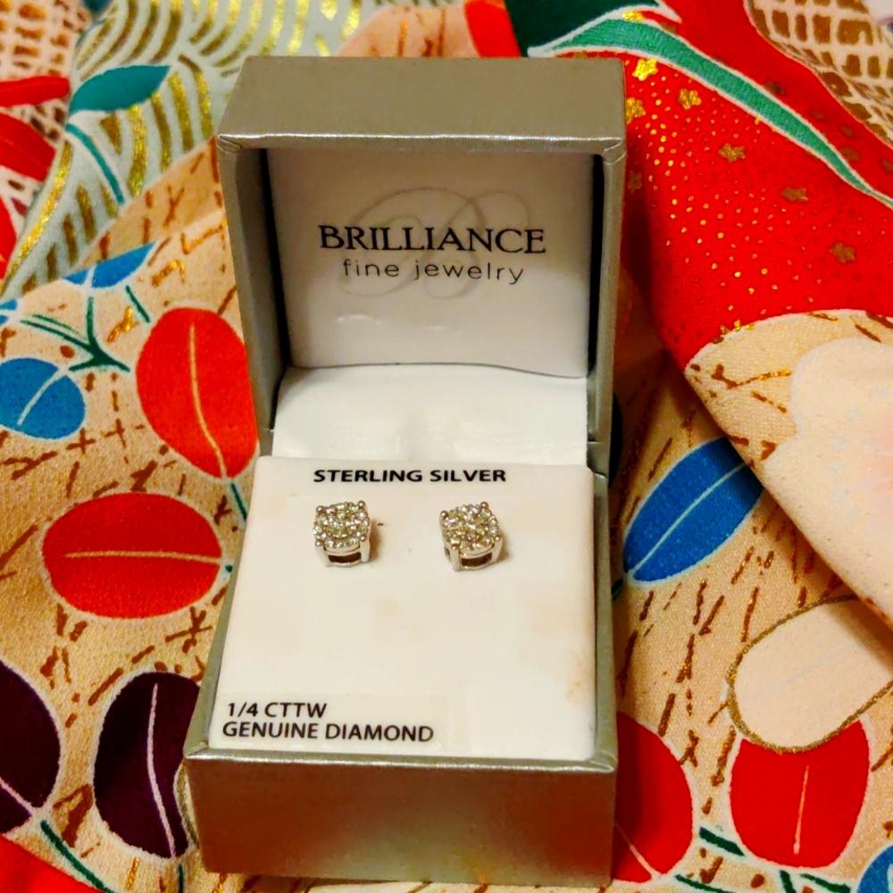 Brilliant quarter carat weight diamond cluster studs
